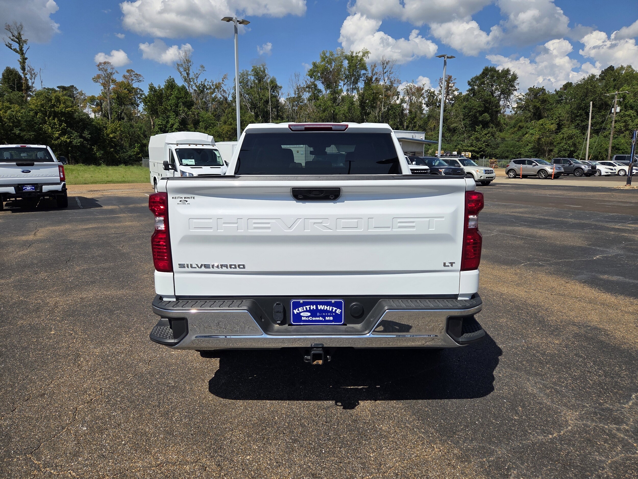 2024 Chevrolet Silverado 1500 LT photo 3