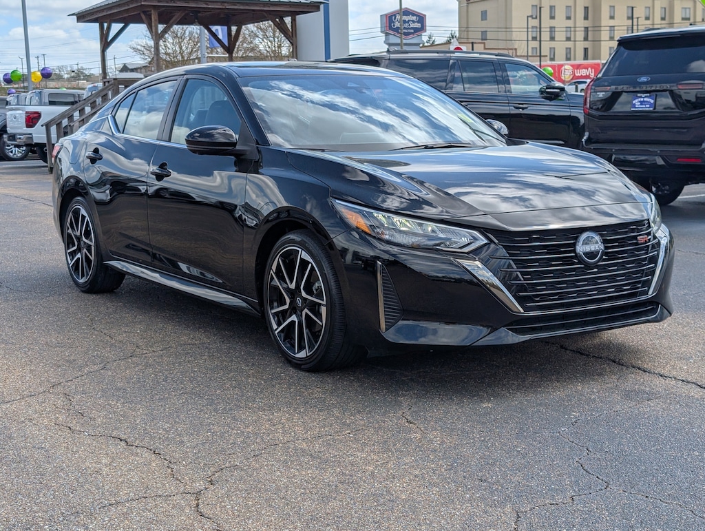 Used 2025 Nissan Sentra SR Sedan