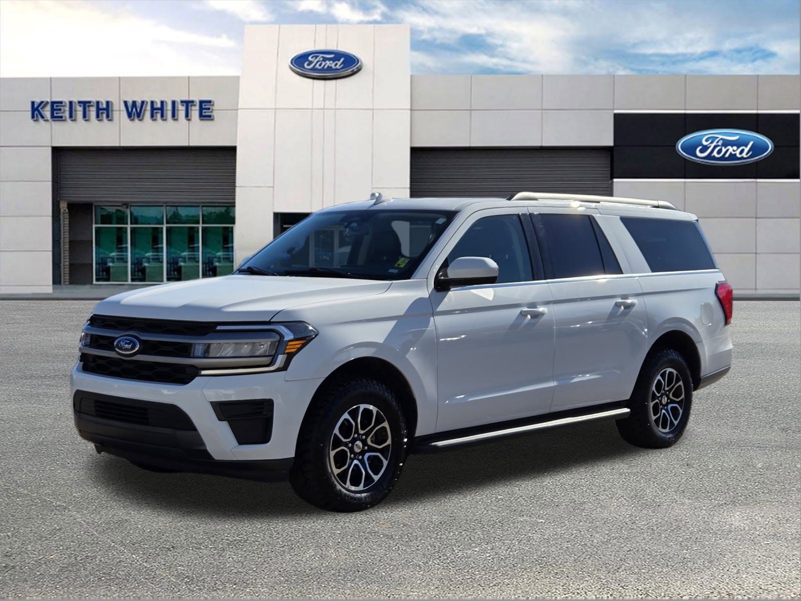 2024 Ford Expedition XLT's photo