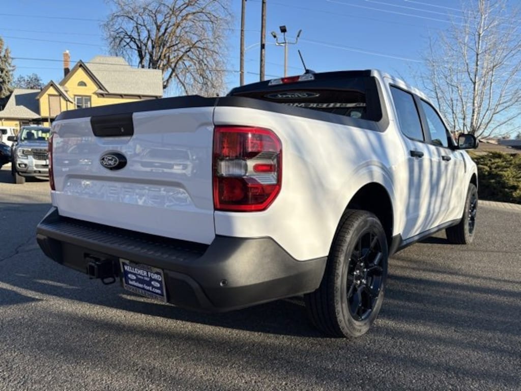 New 2025 Ford Maverick XLT Truck