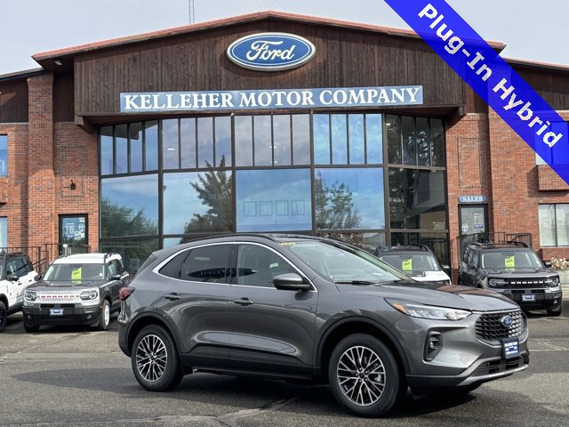 2025 Ford Escape PHEV's photo