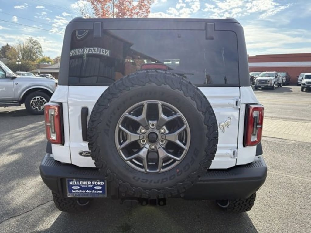 New 2025 Ford Bronco Badlands SUV