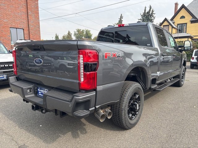 2026 Ford F-250 photo 3