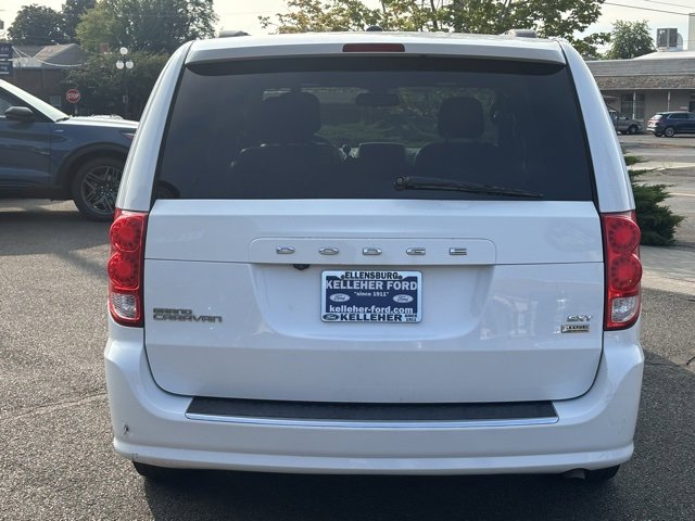 2019 Dodge Grand Caravan SXT photo 2