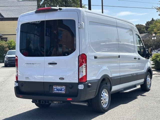2025 Ford Transit photo 3