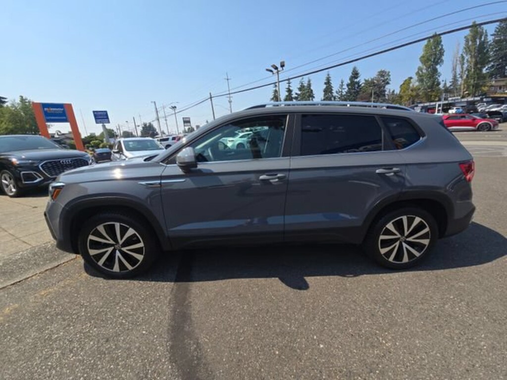 Used 2023 Volkswagen Taos 1.5T SE SUV