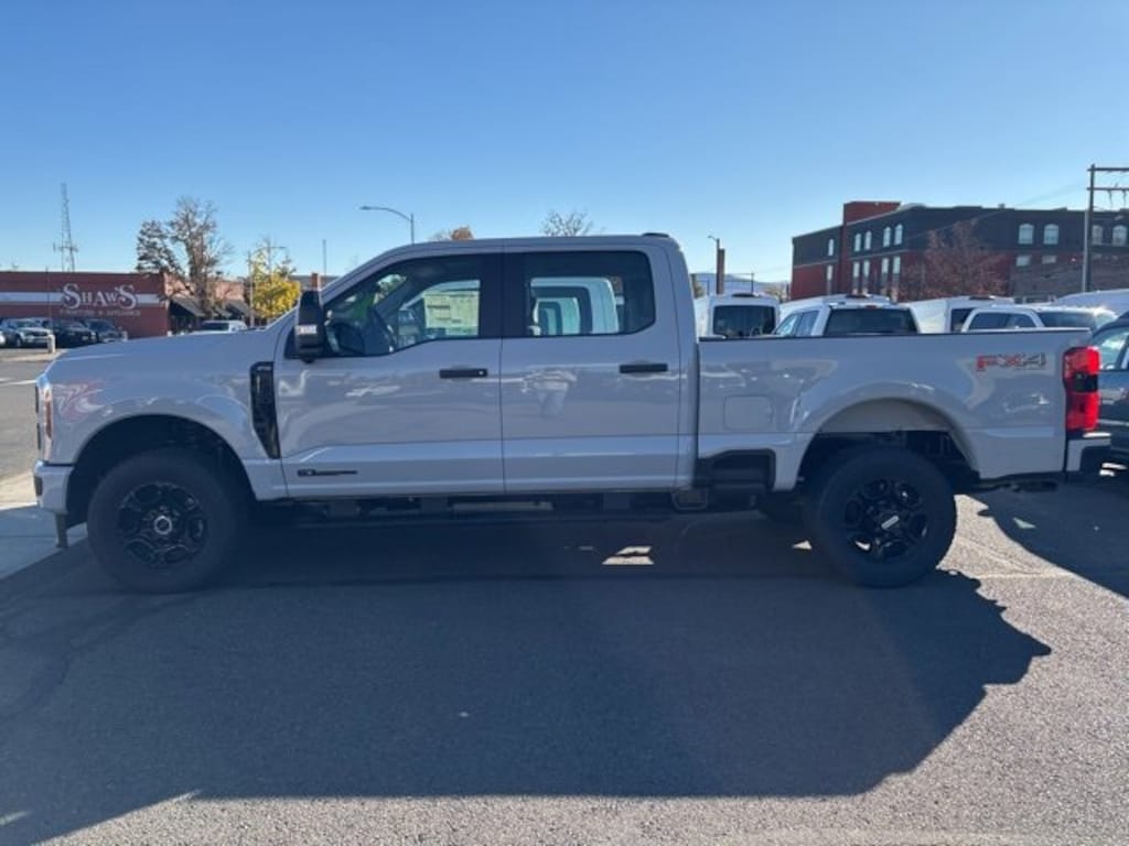 New 2026 Ford F-250SD XL Truck Crew Cab