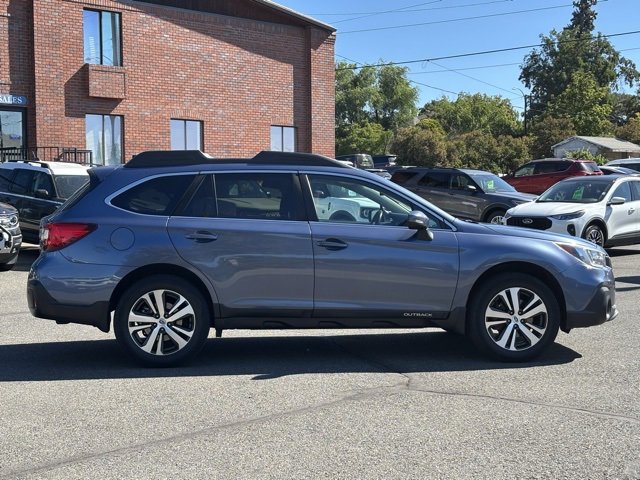 Used 2018 Subaru Outback Limited with VIN 4S4BSANC4J3255547 for sale in Ellensburg, WA