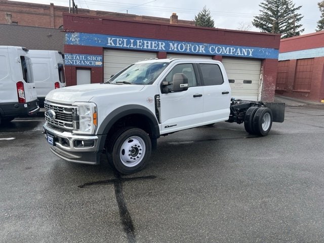 2023 Ford F-450 Super Duty Chassis Cab XLT's photo