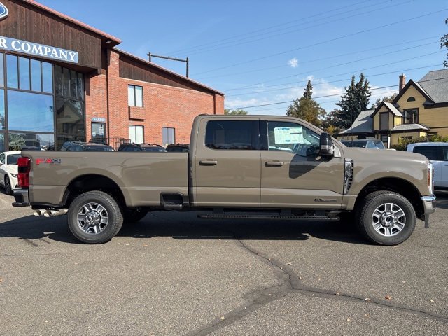 2026 Ford F-350 photo 2