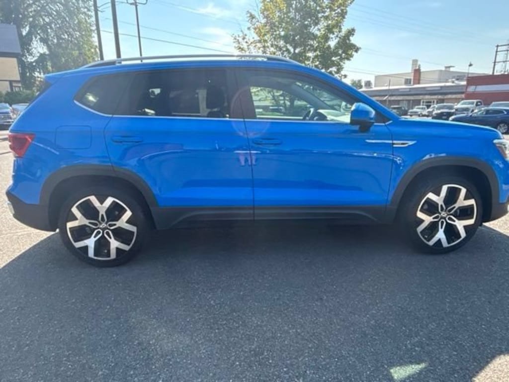 Used 2022 Volkswagen Taos 1.5T SEL SUV
