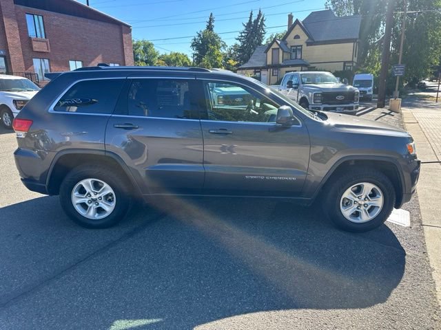 Used 2016 Jeep Grand Cherokee Laredo E with VIN 1C4RJFAG2GC507168 for sale in Ellensburg, WA