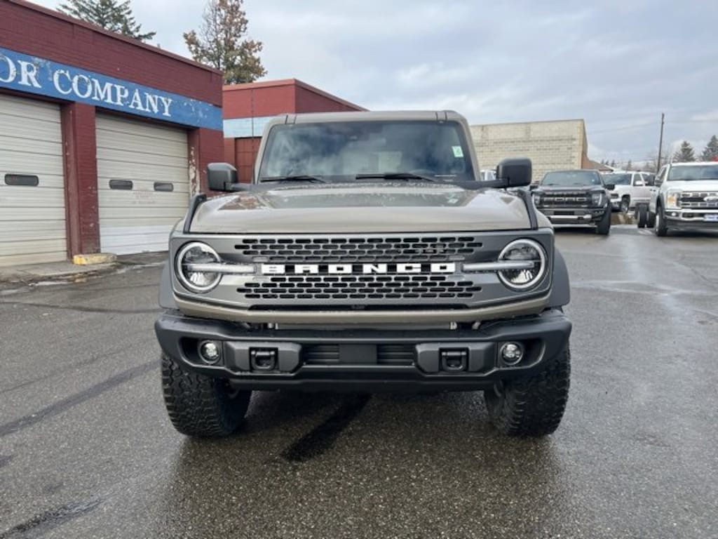 New 2025 Ford Bronco Badlands SUV