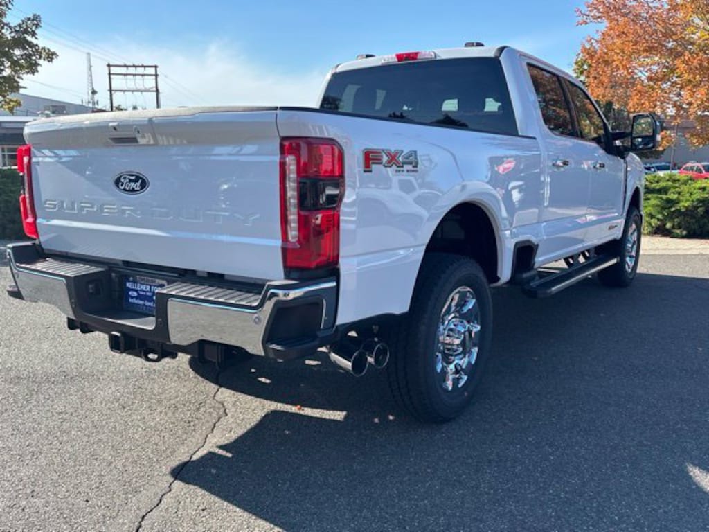 New 2027 Ford F-350SD Lariat Truck
