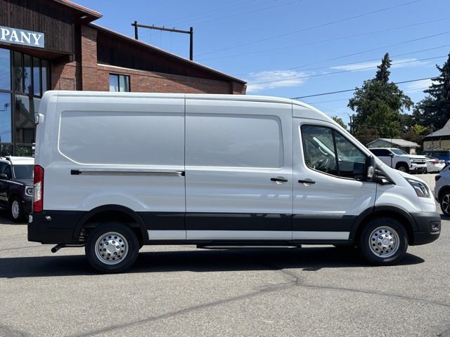 2025 Ford Transit photo 2