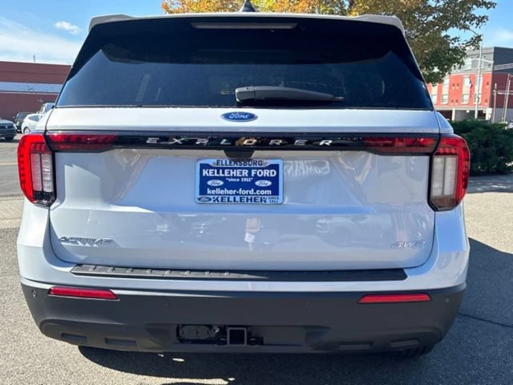 New 2026 Ford Explorer Active
