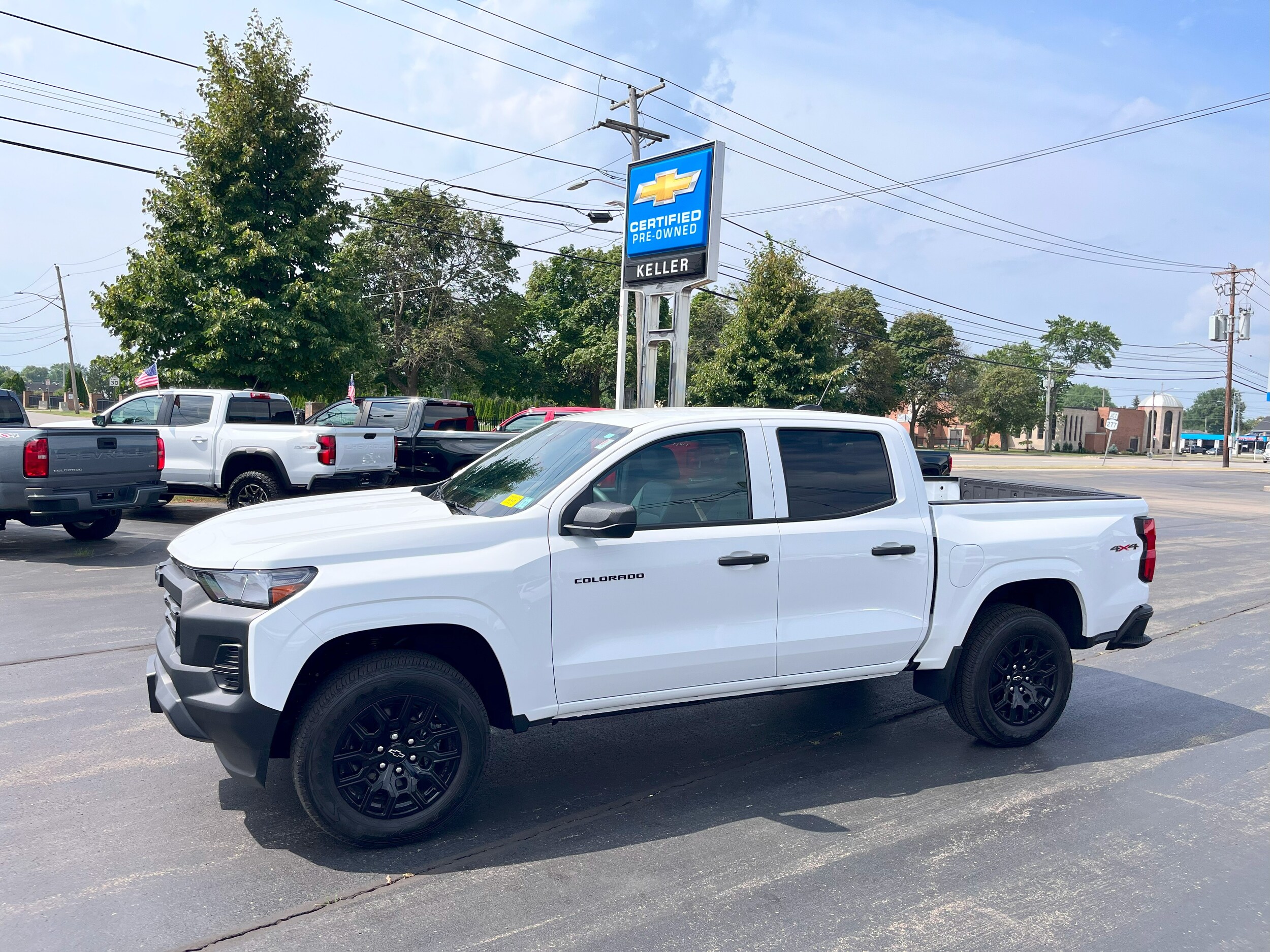 2025 Chevrolet Colorado LT photo 3