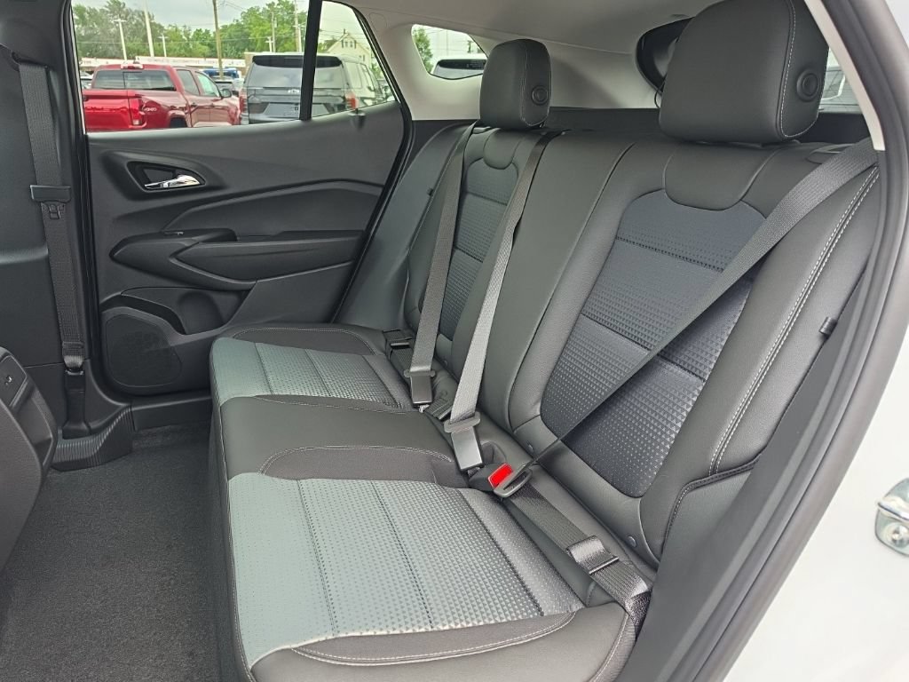 2026 Chevrolet Trax LT - Photo 18