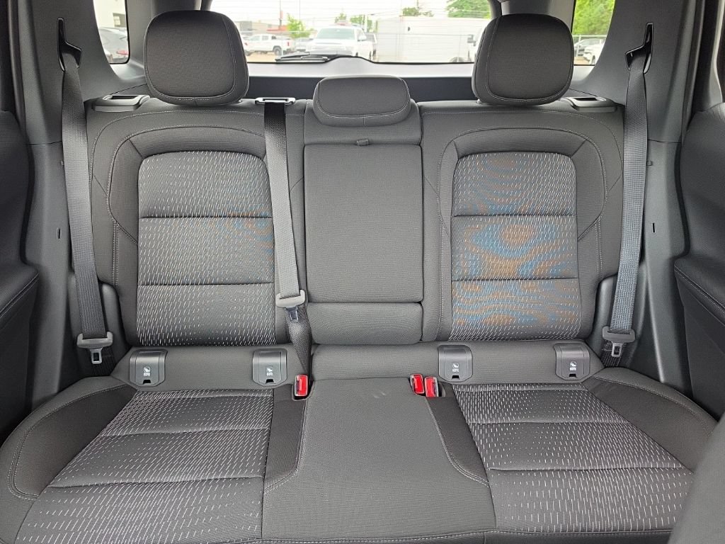 2027 Chevrolet Equinox LT - Photo 13