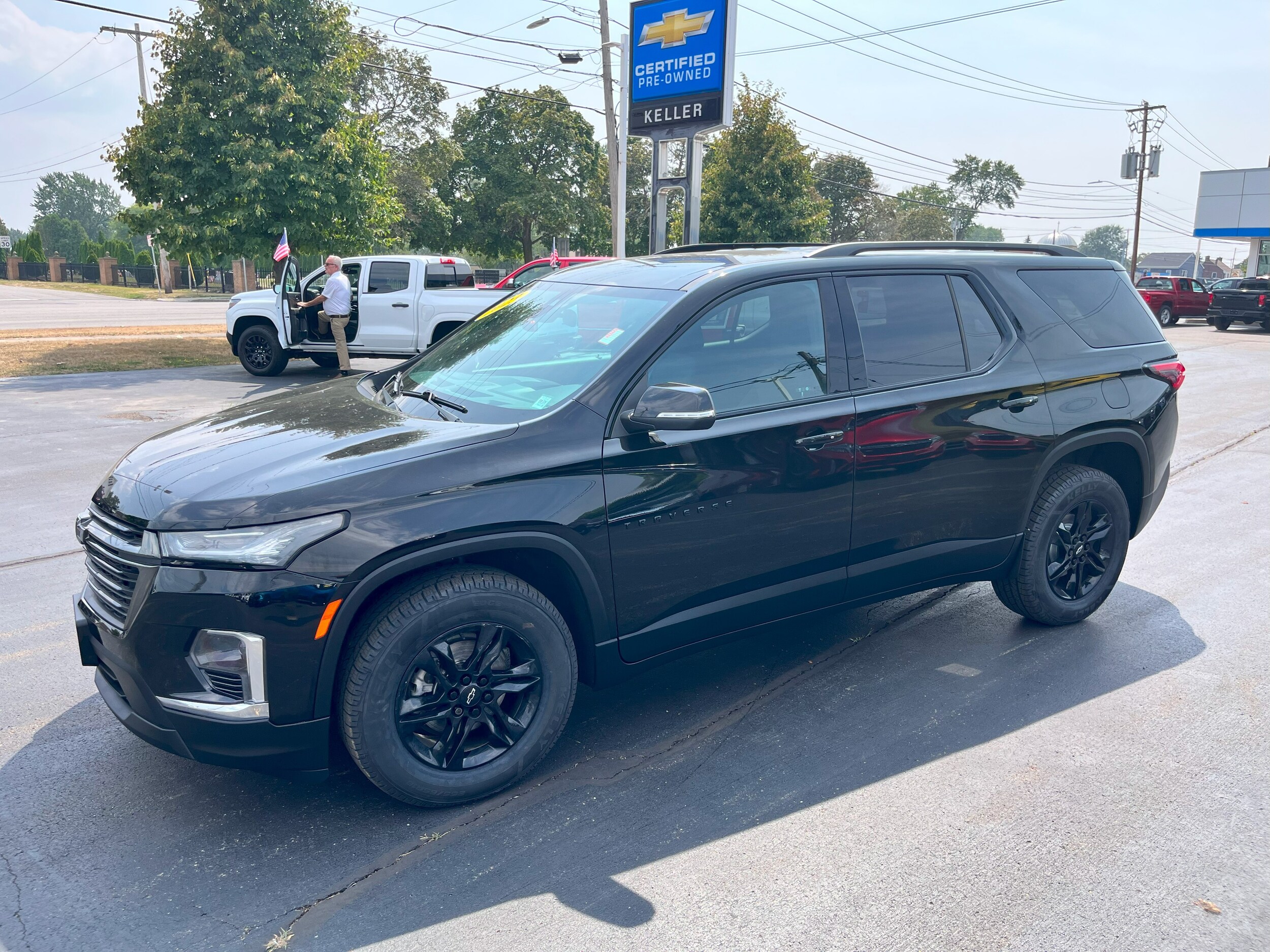 2023 Chevrolet Traverse Cloth photo 3