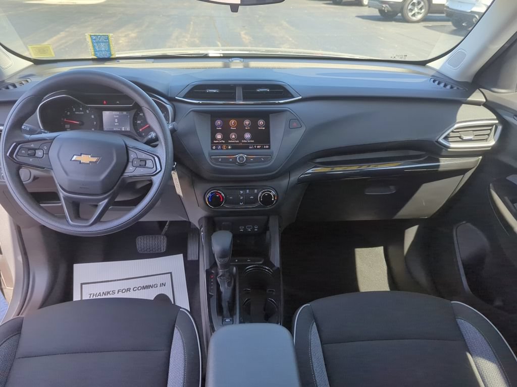 Photo 25