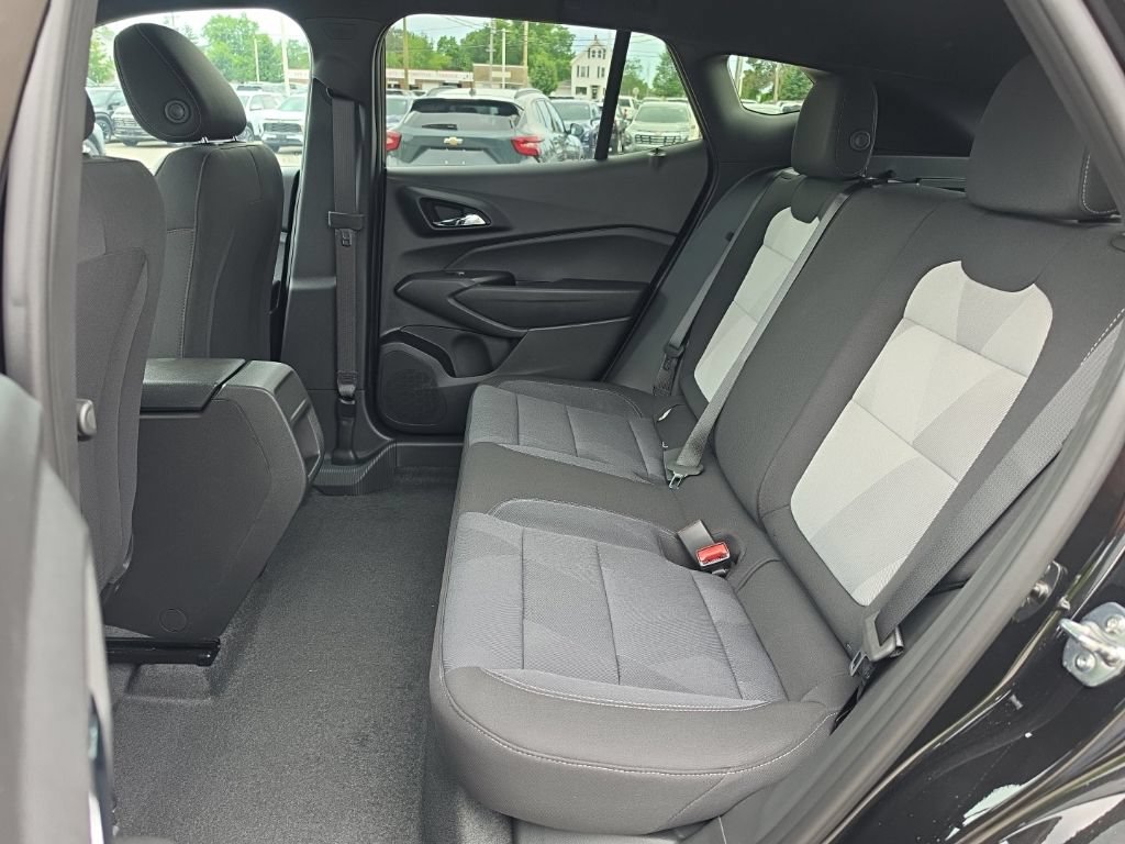 2026 Chevrolet Trax RS - Photo 16