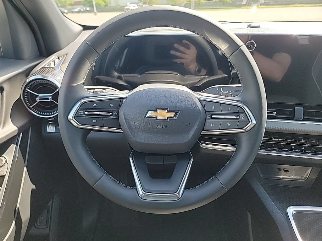2026 Chevrolet Equinox LT - Photo 9