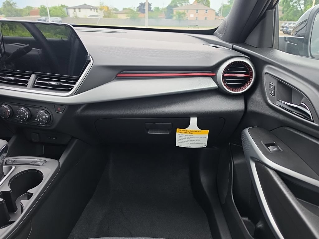 2026 Chevrolet Trax RS - Photo 12