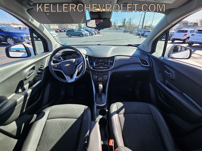Used 2022 Chevrolet Trax LT with VIN KL7CJPSM5NB535837 for sale in Cheektowaga, NY