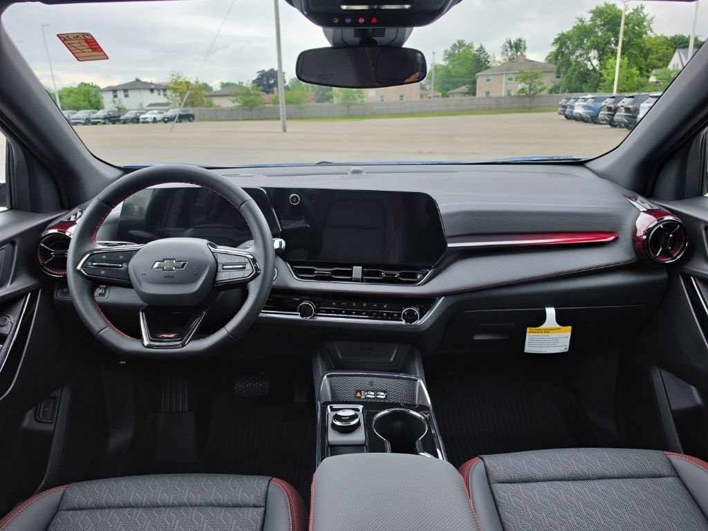 2027 Chevrolet Equinox RS - Photo 8