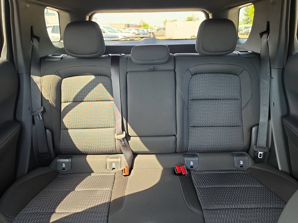 2027 Chevrolet Equinox LT - Photo 17