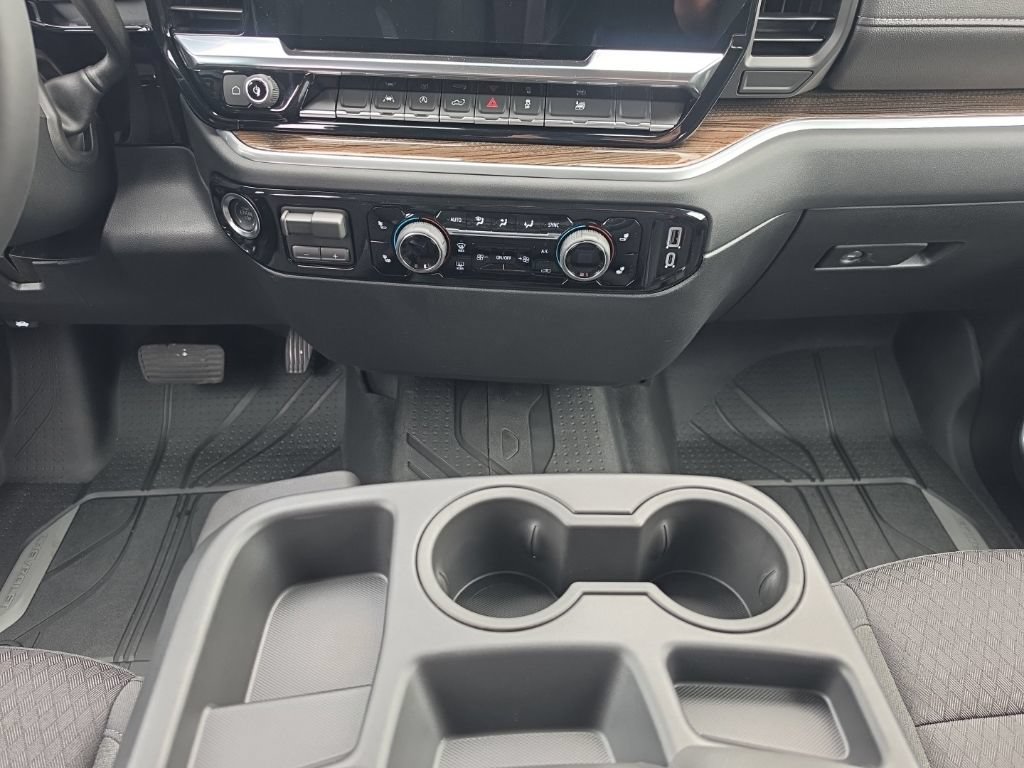 2026 Chevrolet Silverado 1500 RST - Photo 13
