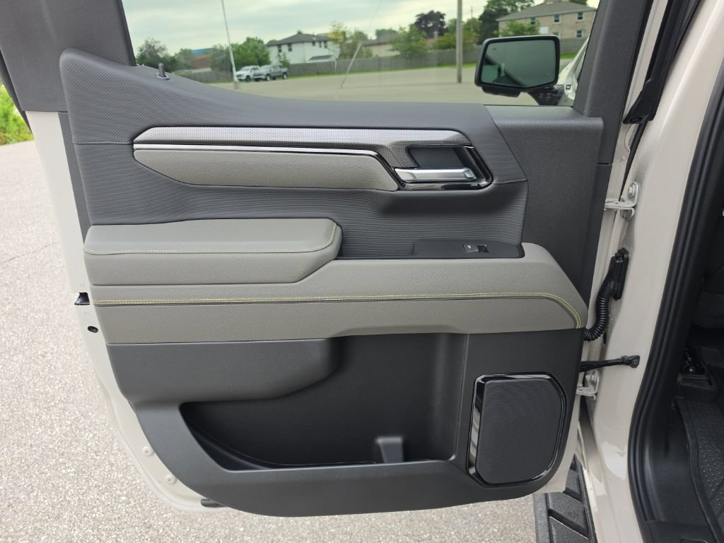 2026 Chevrolet Silverado 1500 ZR2 - Photo 21