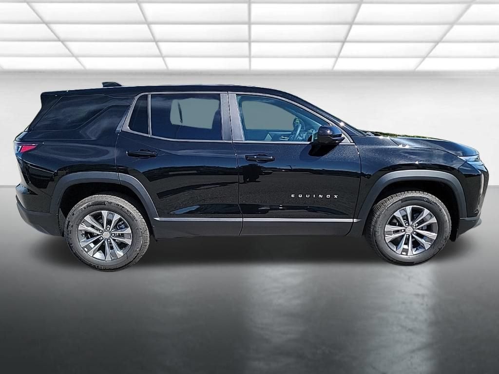 2026 Chevrolet Equinox LT - Photo 6