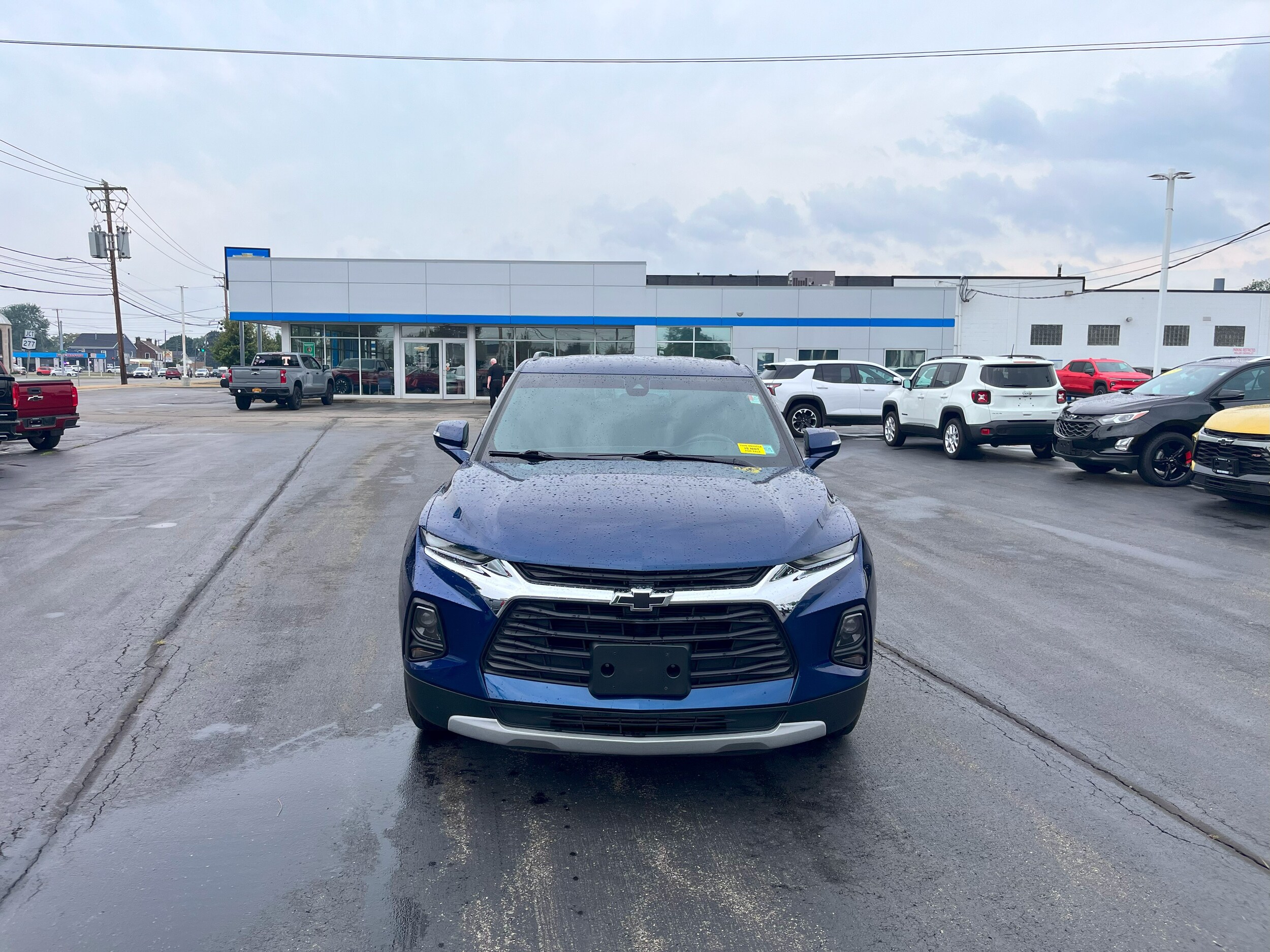 2022 Chevrolet Blazer 2LT photo 2