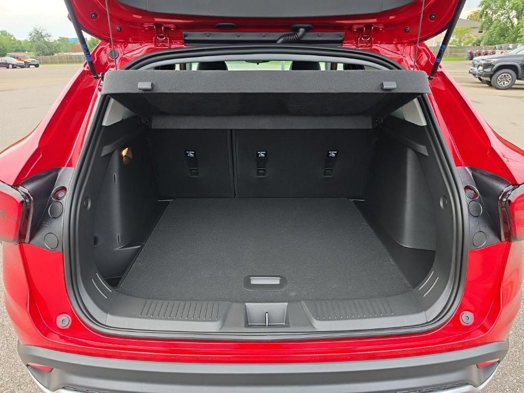 2026 Chevrolet Trax LT - Photo 19