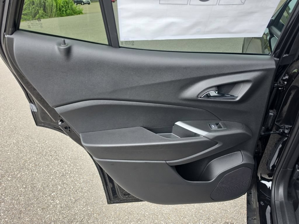 2026 Chevrolet Trax RS - Photo 19