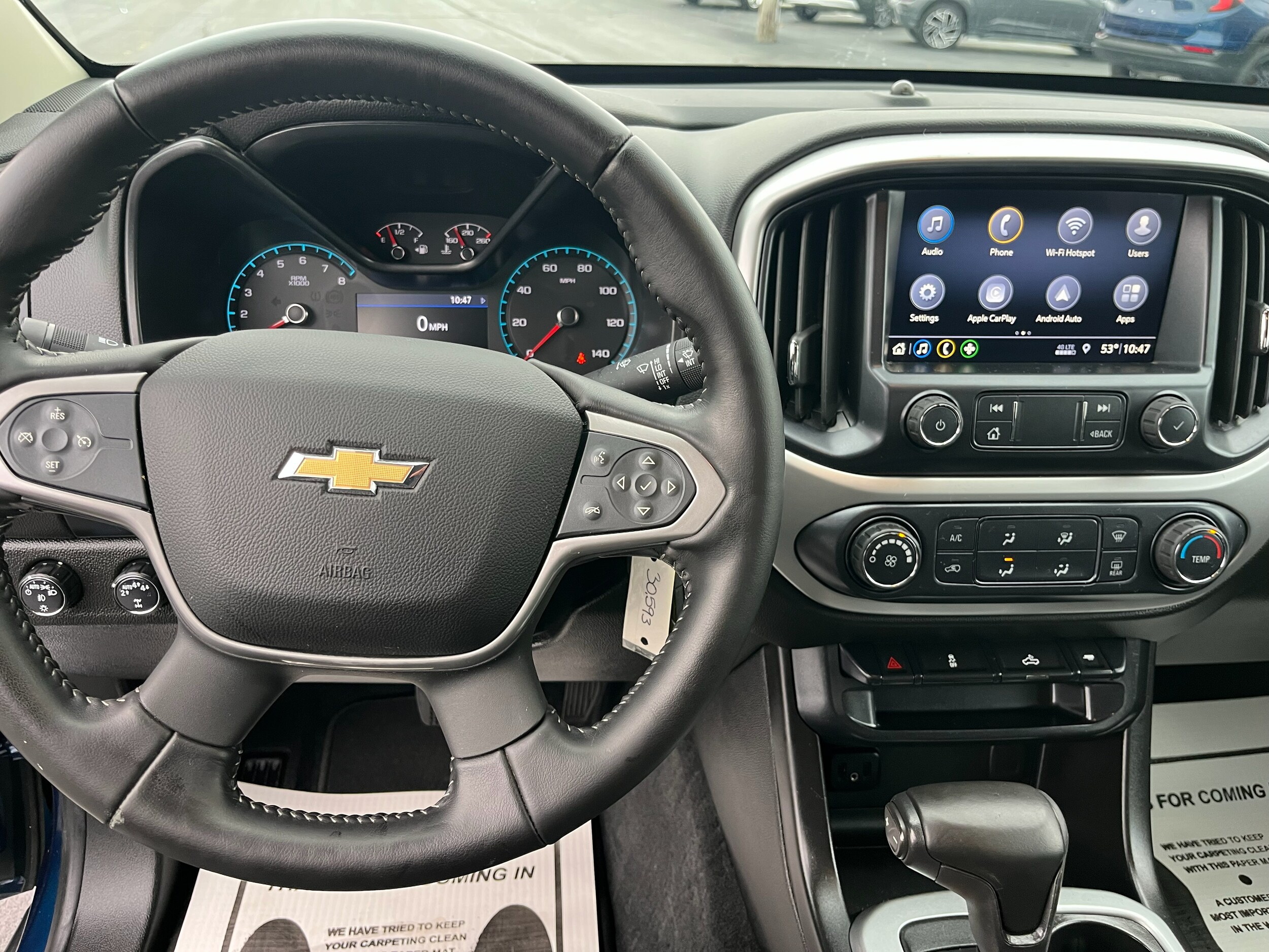 2019 Chevrolet Colorado LT photo 2