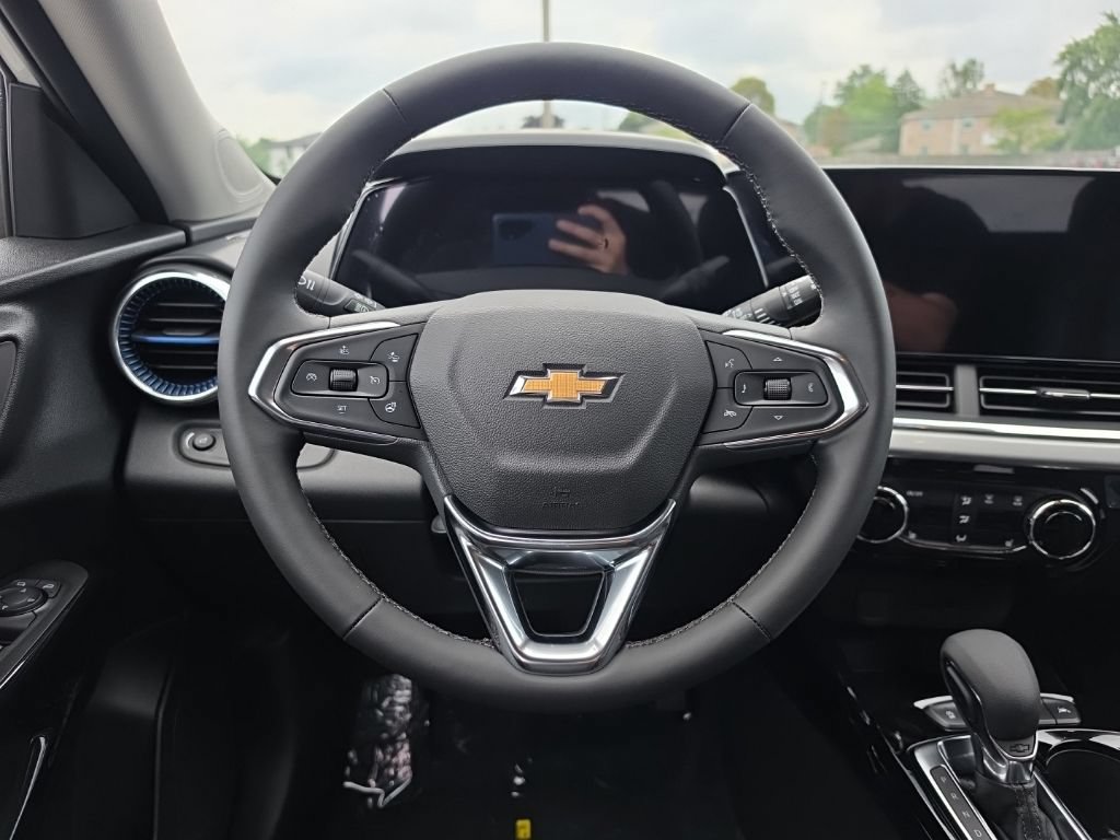 2026 Chevrolet Trax LT - Photo 11
