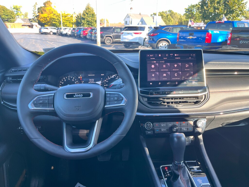 Used 2024 Jeep Compass Trailhawk