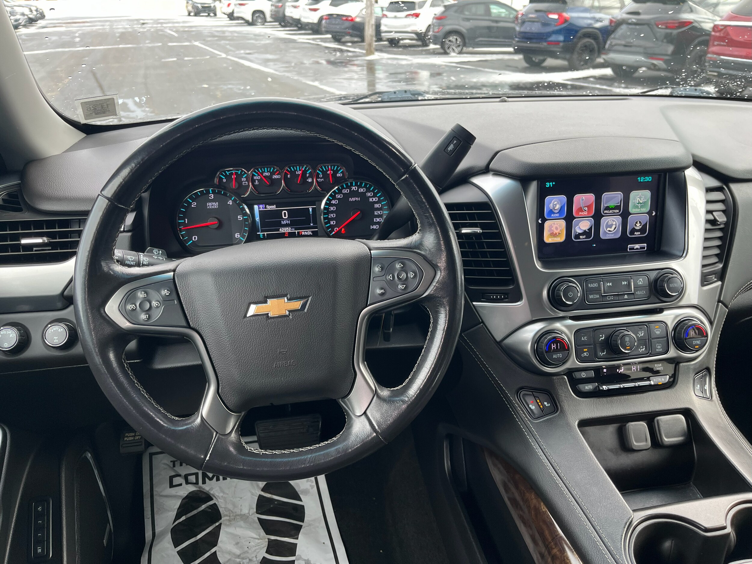 2018 Chevrolet Tahoe LT photo 2