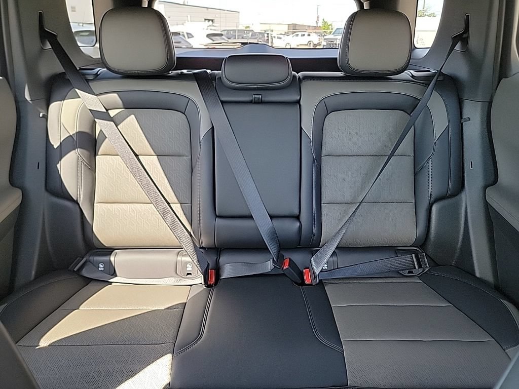 2026 Chevrolet Equinox LT - Photo 13