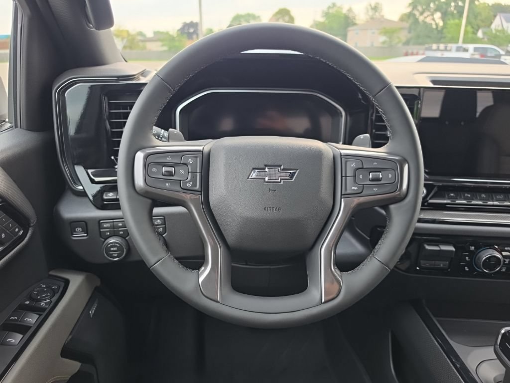 2026 Chevrolet Silverado 1500 ZR2 - Photo 12