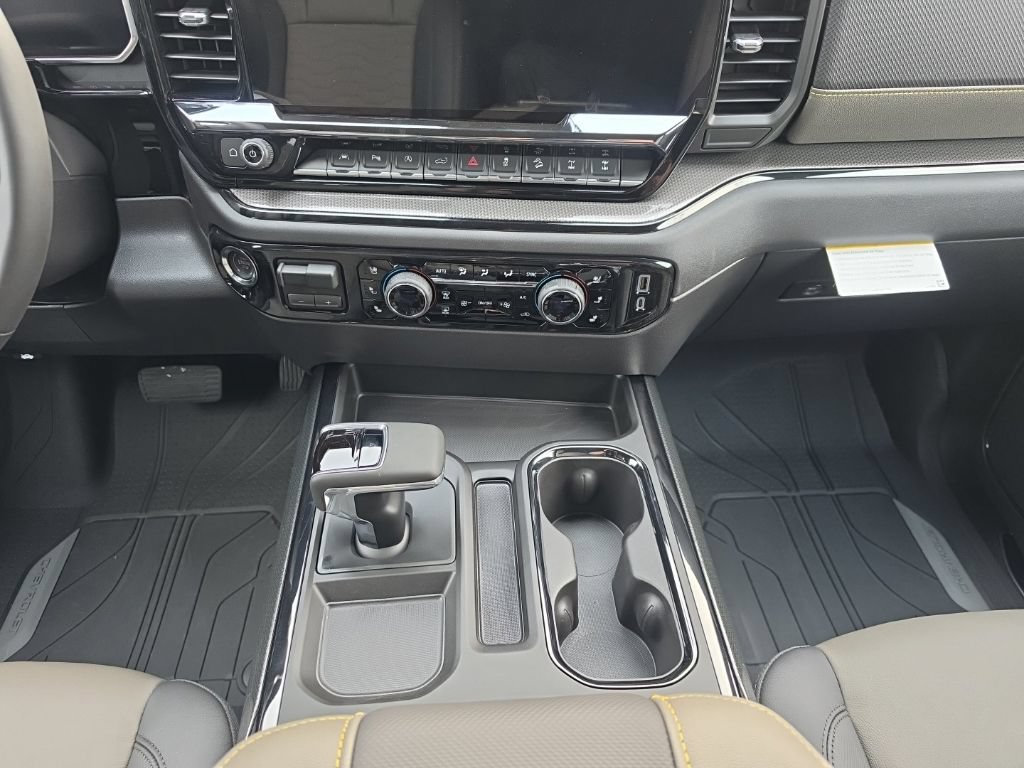2026 Chevrolet Silverado 1500 ZR2 - Photo 13
