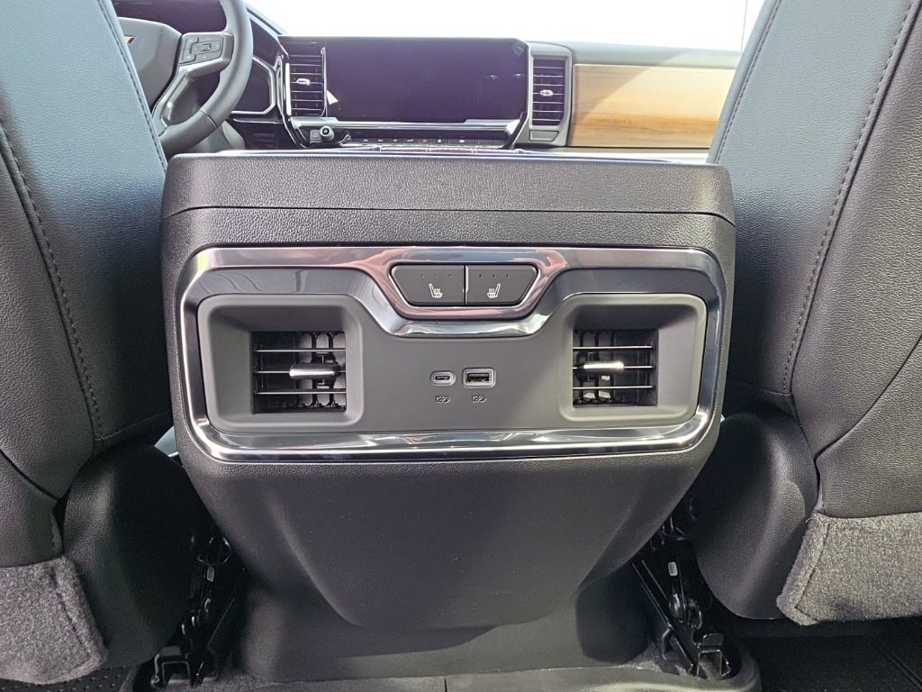 2026 Chevrolet Silverado 1500 High Country - Photo 16