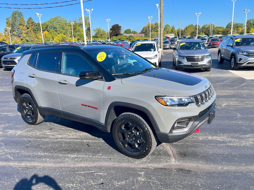 Used 2023 Jeep Compass Trailhawk