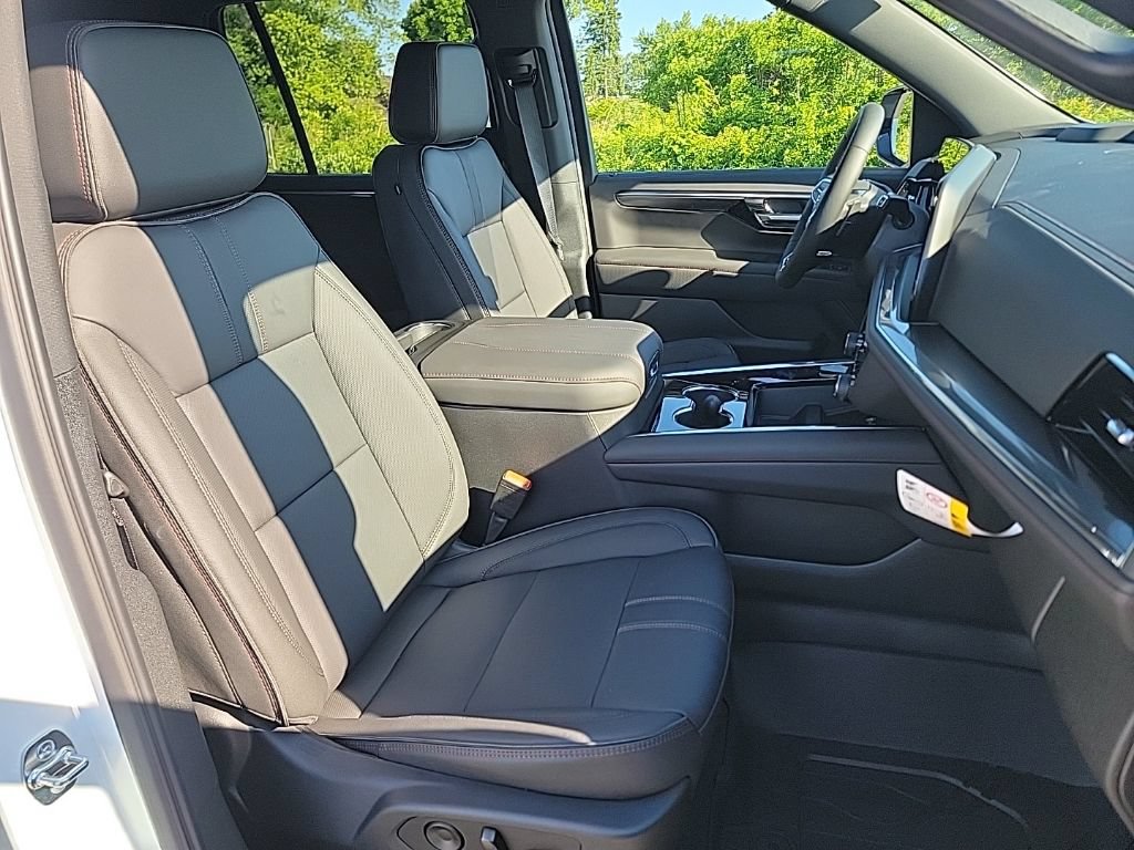 2026 Chevrolet Tahoe RST - Photo 19