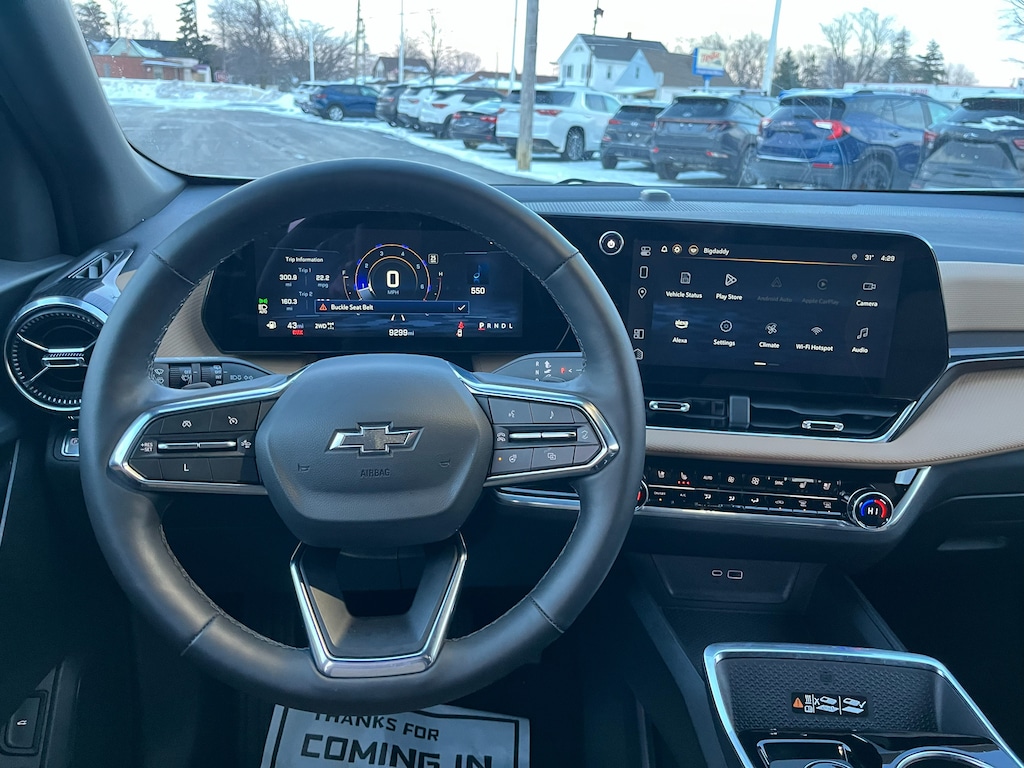 Used 2025 Chevrolet Equinox Activ SUV