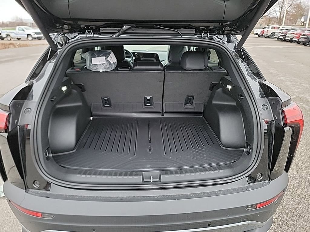 2026 Chevrolet Blazer EV LT - Photo 12