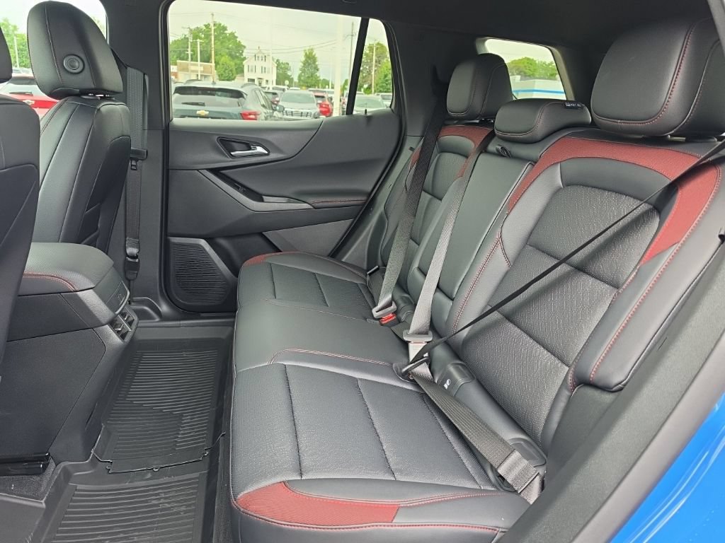 2027 Chevrolet Equinox RS - Photo 14